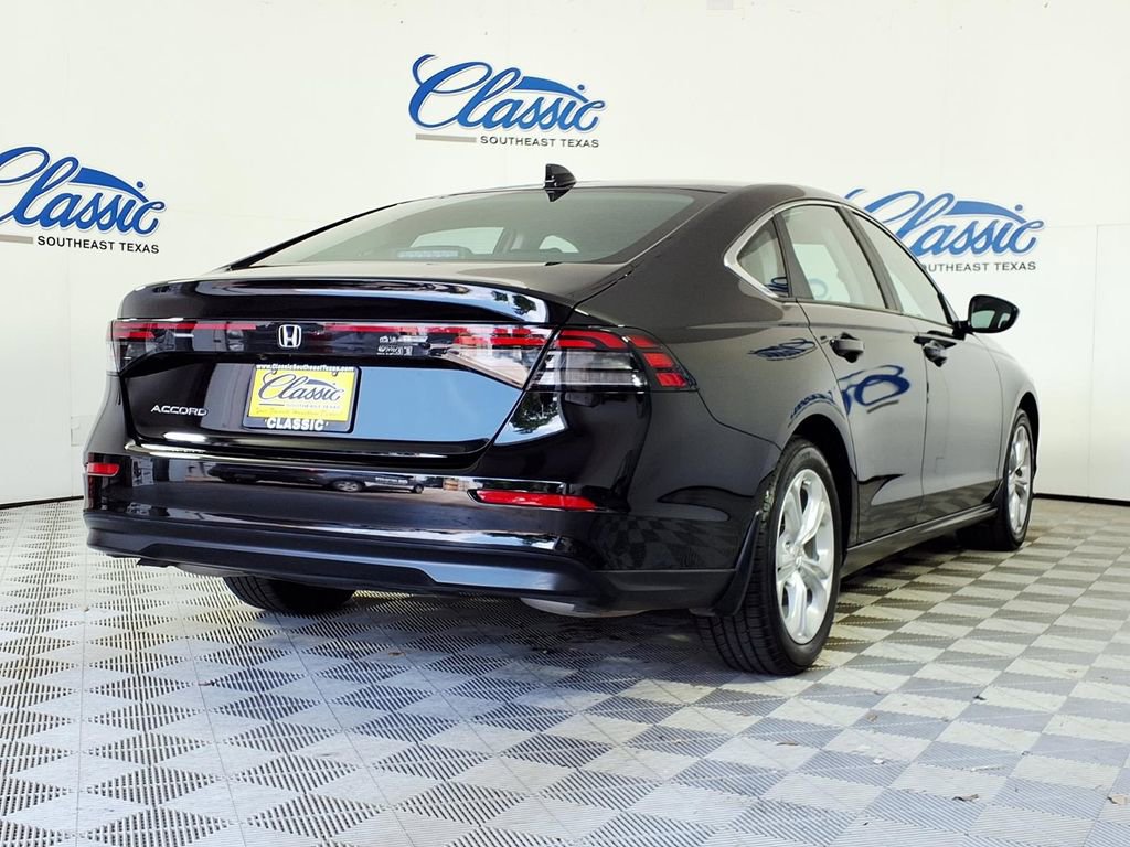Used 2023 Honda Accord LX image 6