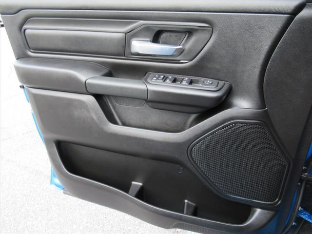 Used 2025 RAM 1500 Classic Warlock AWD/4WD image 19