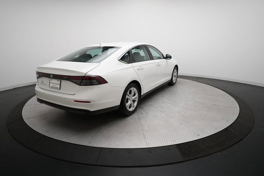 Used 2023 Honda Accord LX image 35