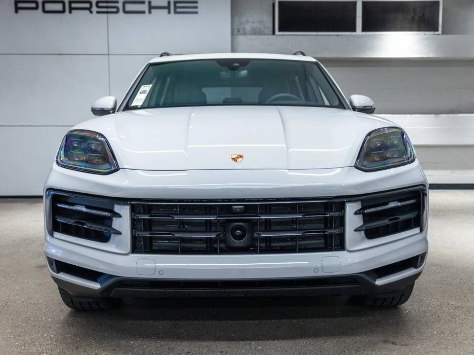 Certified 2026 Porsche Cayenne AWD/4WD image 7