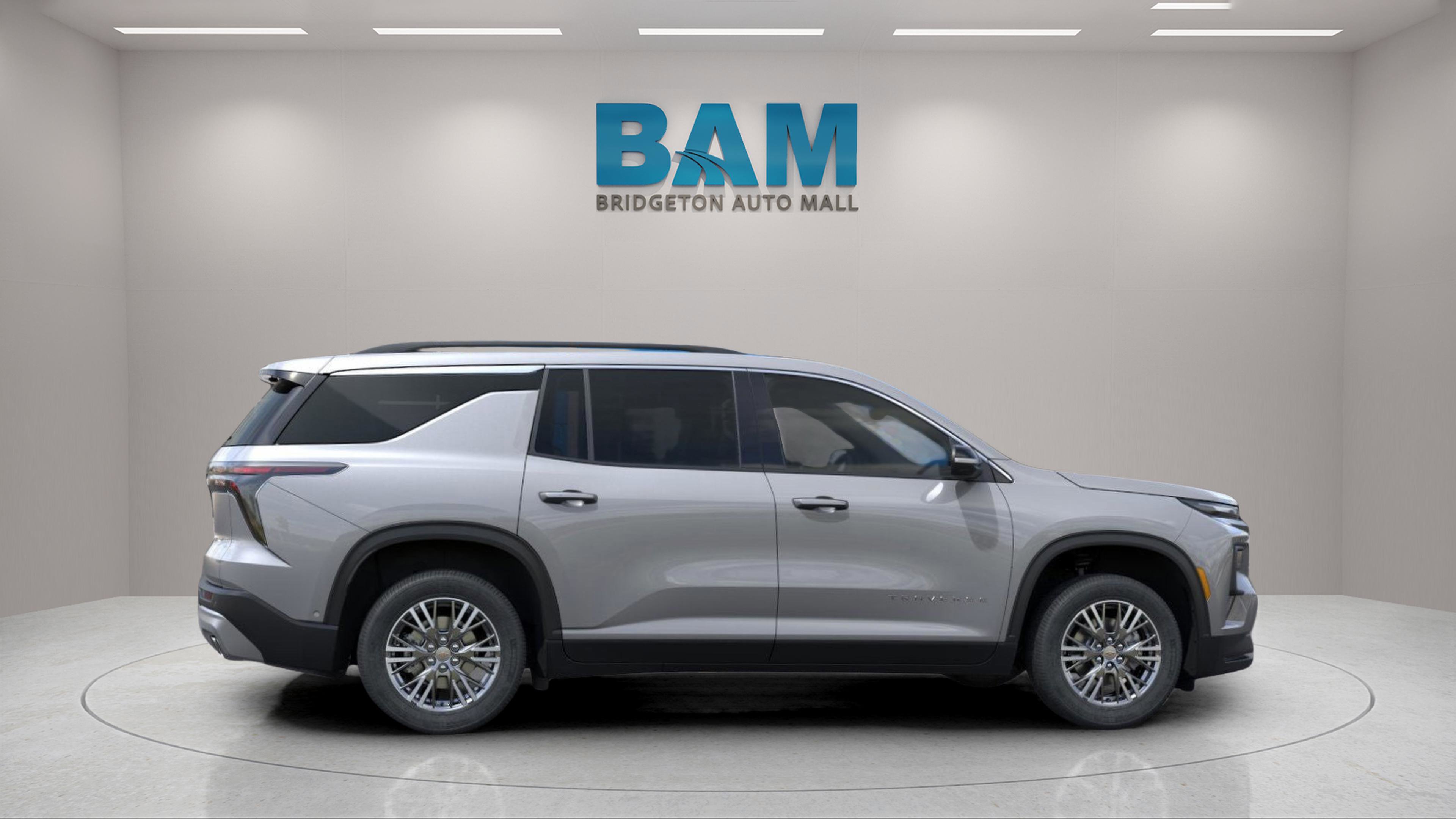 New 2026 Chevrolet Traverse LT w/ Driver Confidence Package FWD image 9