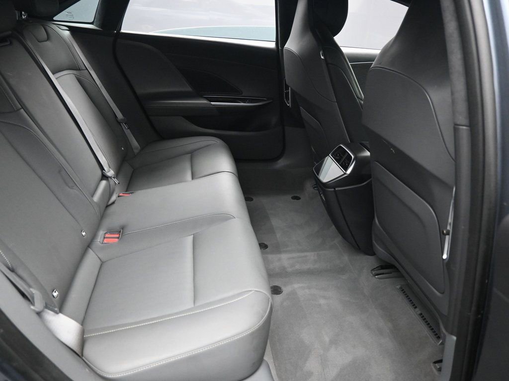 Used 2024 Lucid Air Touring image 29