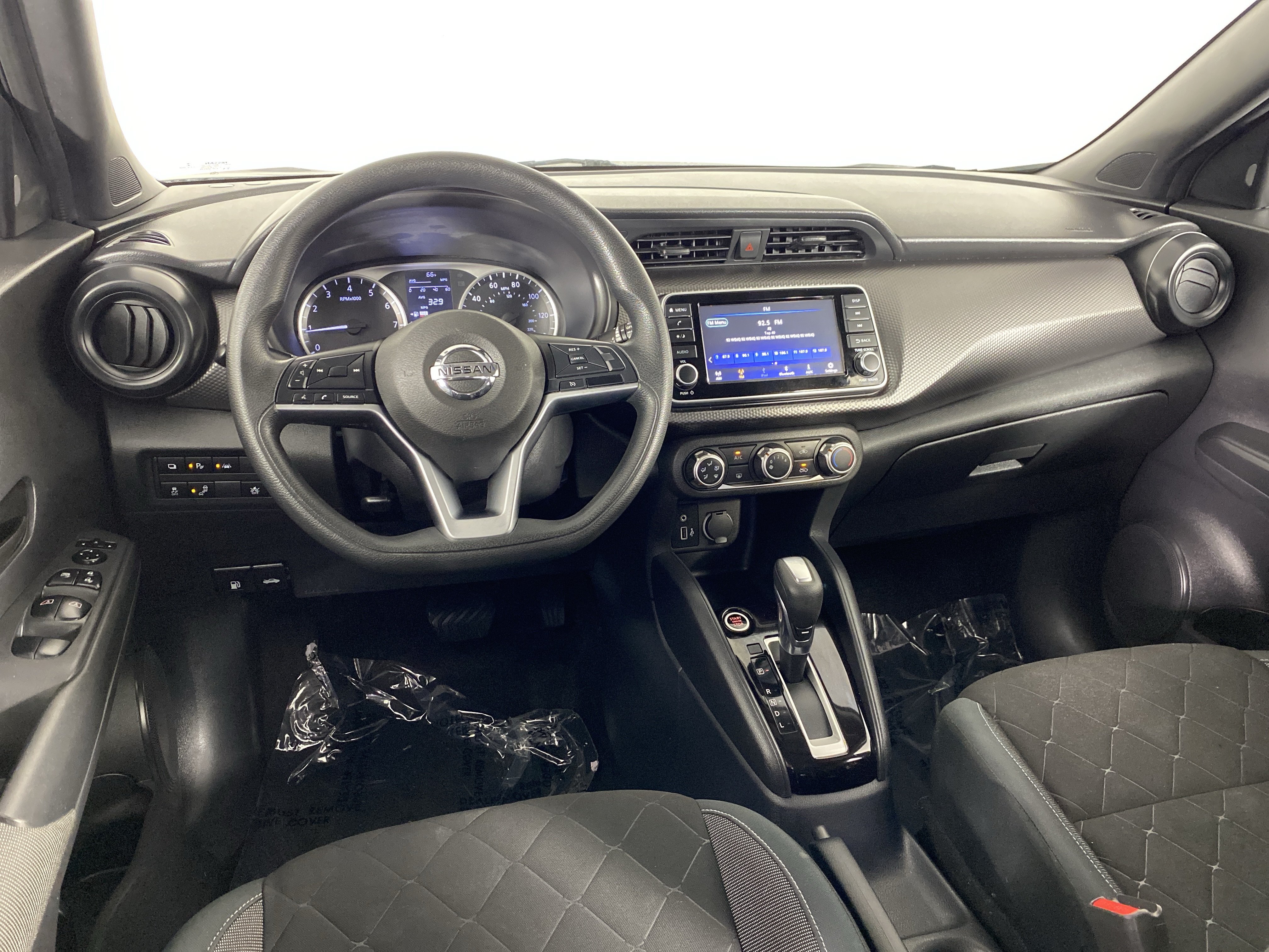 Used 2020 Nissan Kicks S FWD image 18