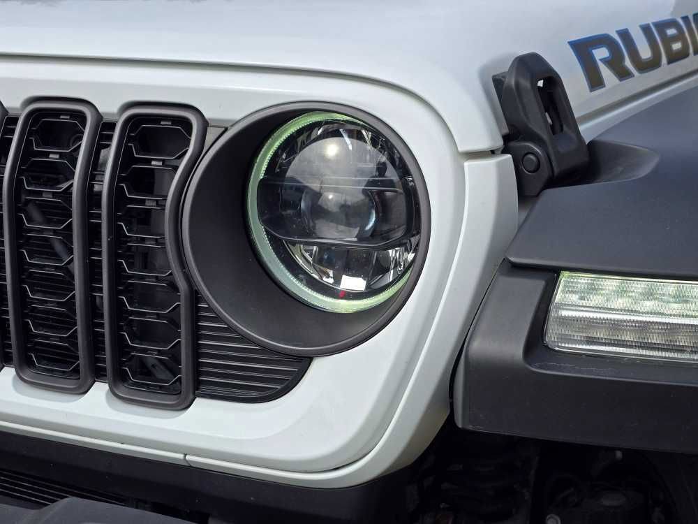 Used 2024 Jeep Wrangler Unlimited Rubicon 4xe image 5