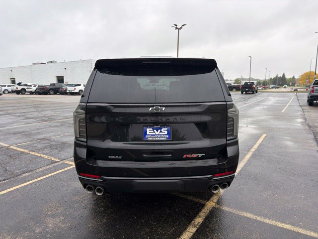 New 2026 Chevrolet Suburban RST w/ RST Capability Package AWD/4WD image 6