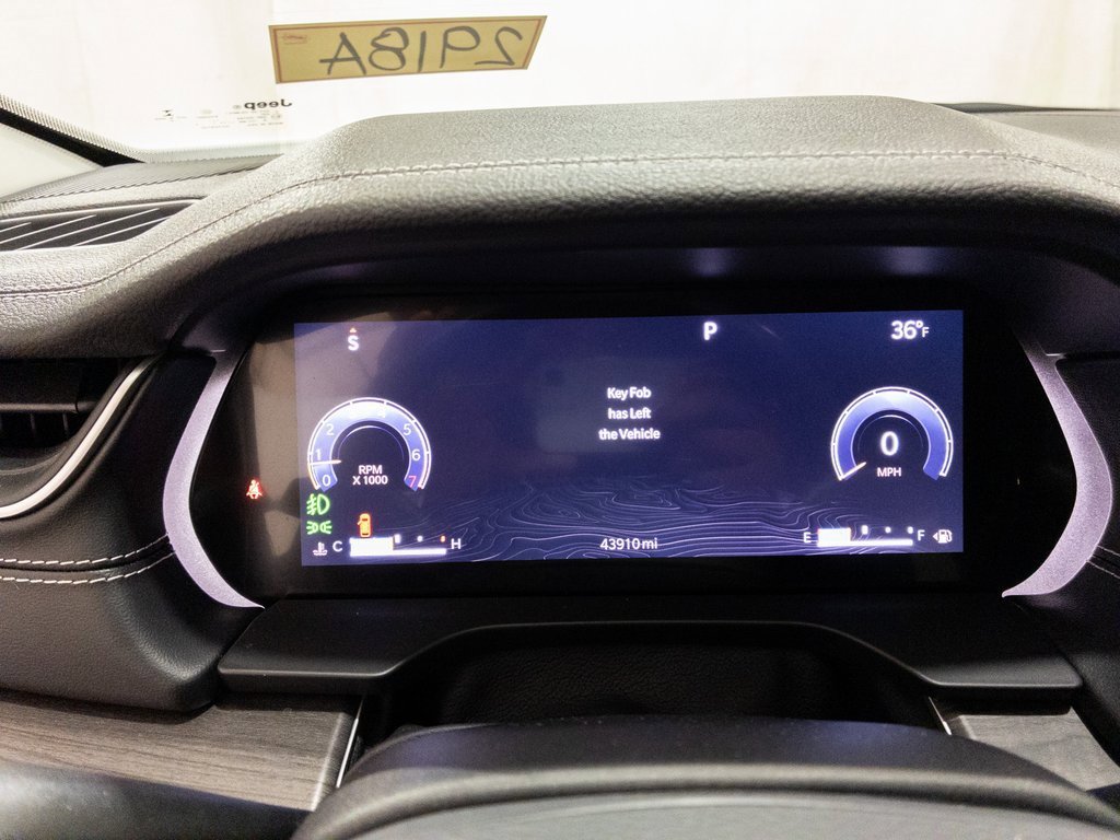 Used 2021 Jeep Grand Cherokee L Limited image 17