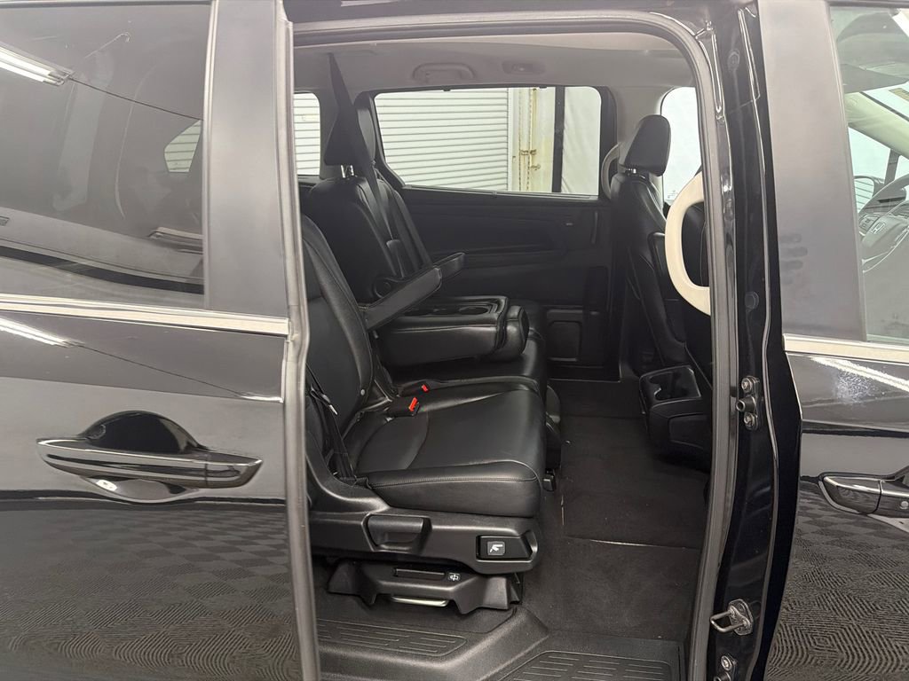 Used 2025 Honda Odyssey EX-L image 17
