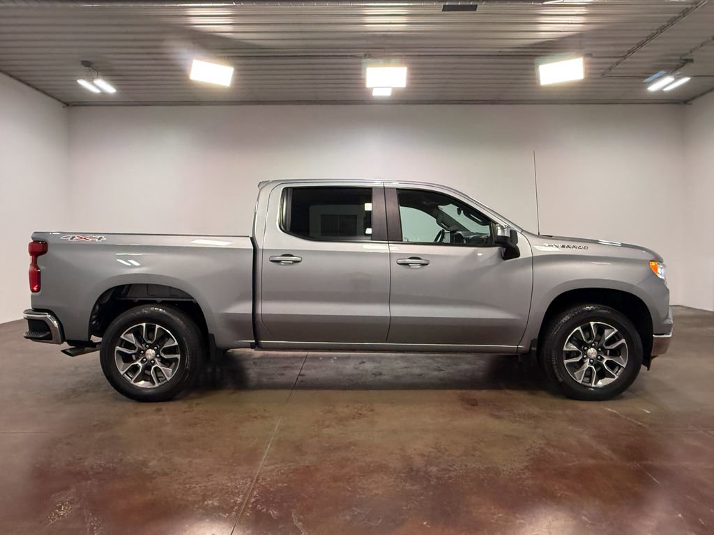 Used 2023 Chevrolet Silverado 1500 LT AWD/4WD image 23