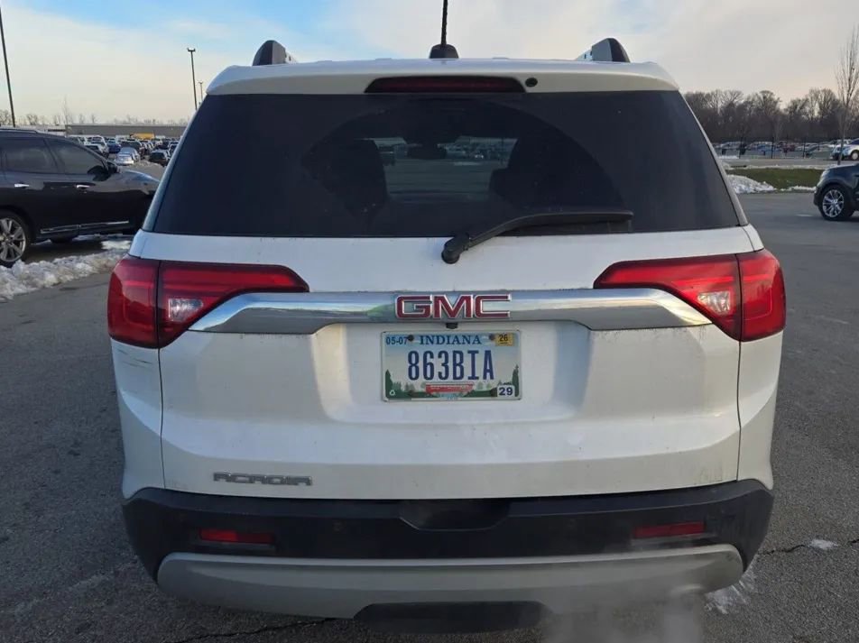 Used 2018 GMC Acadia SLT image 3