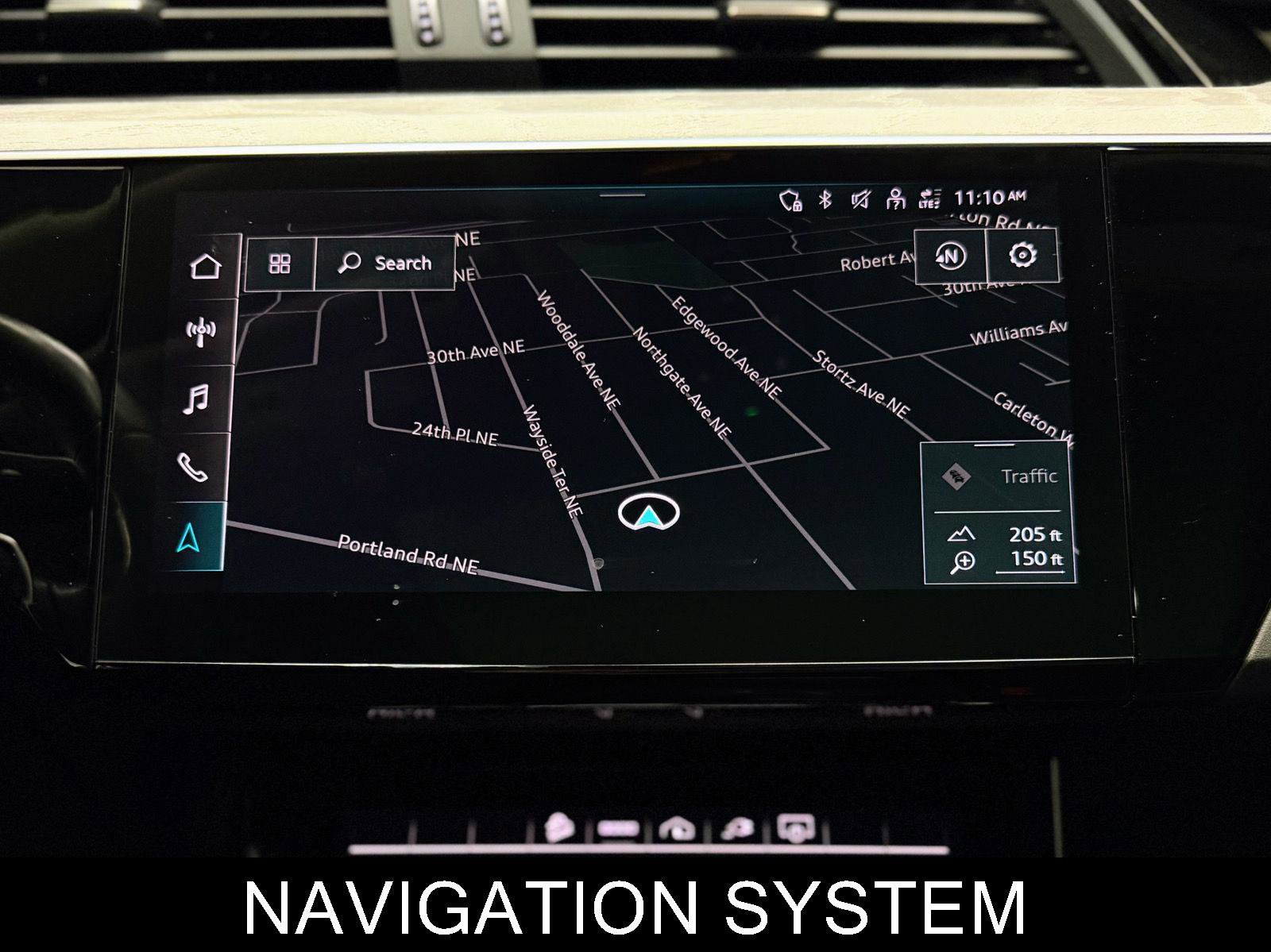 Used 2022 Audi e-tron Premium w/ Convenience Plus Package image 28