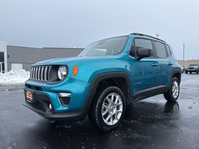 Used 2022 Jeep Renegade Latitude image 3
