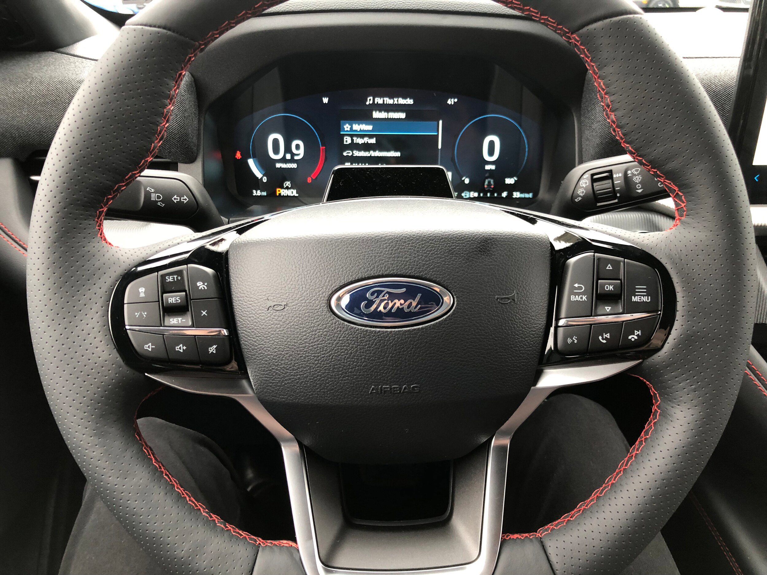 New 2026 Ford Explorer ST-Line w/ ST-Line Street Pack image 22
