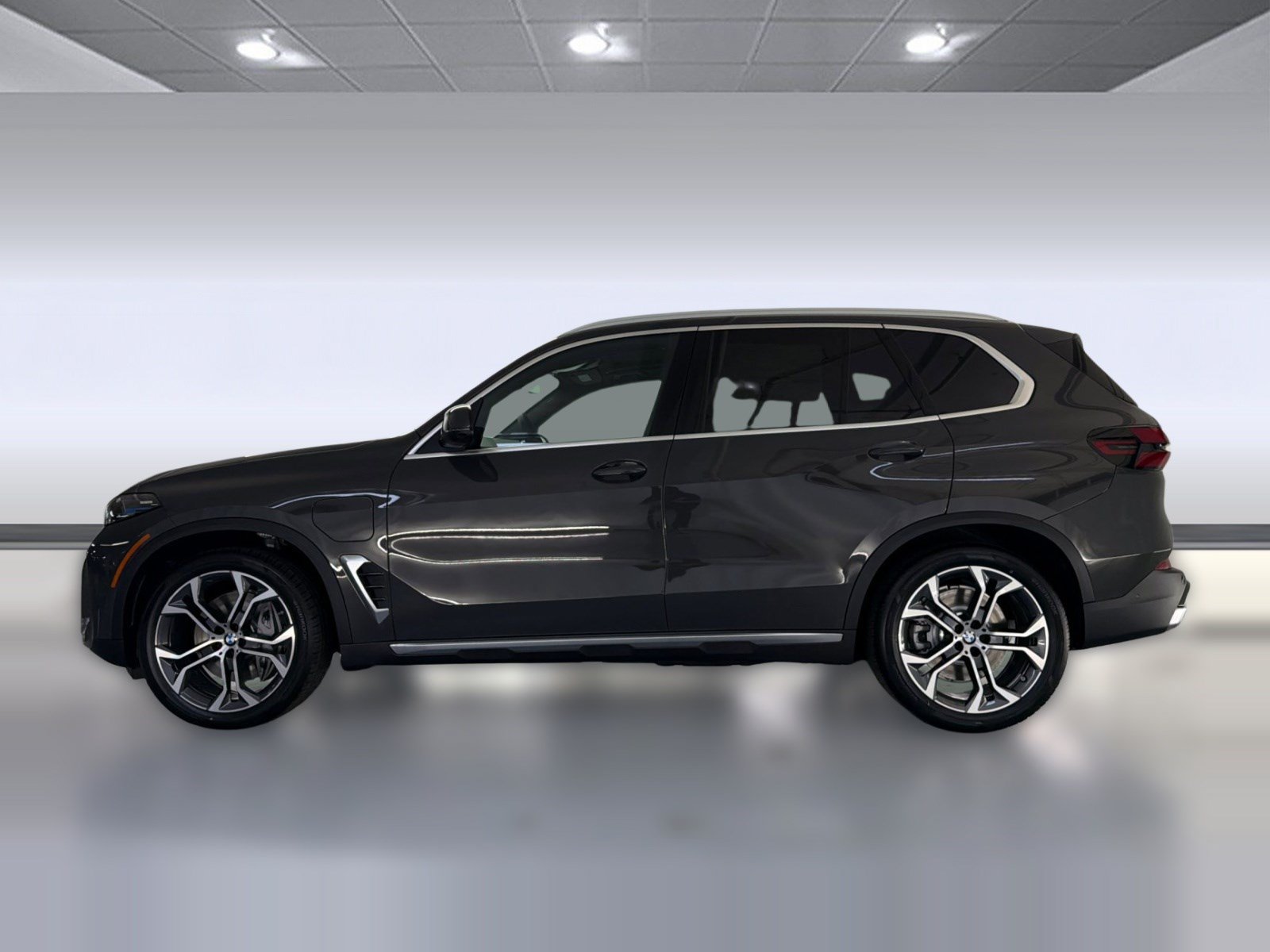 New 2026 BMW X5 xDrive50e AWD/4WD image 2
