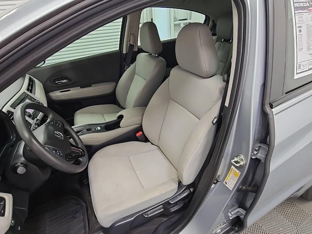 Used 2020 Honda HR-V LX image 25