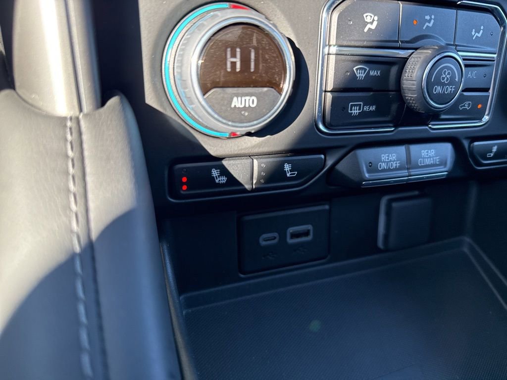 Used 2023 Chevrolet Tahoe LT w/ LT Signature Plus Package image 23