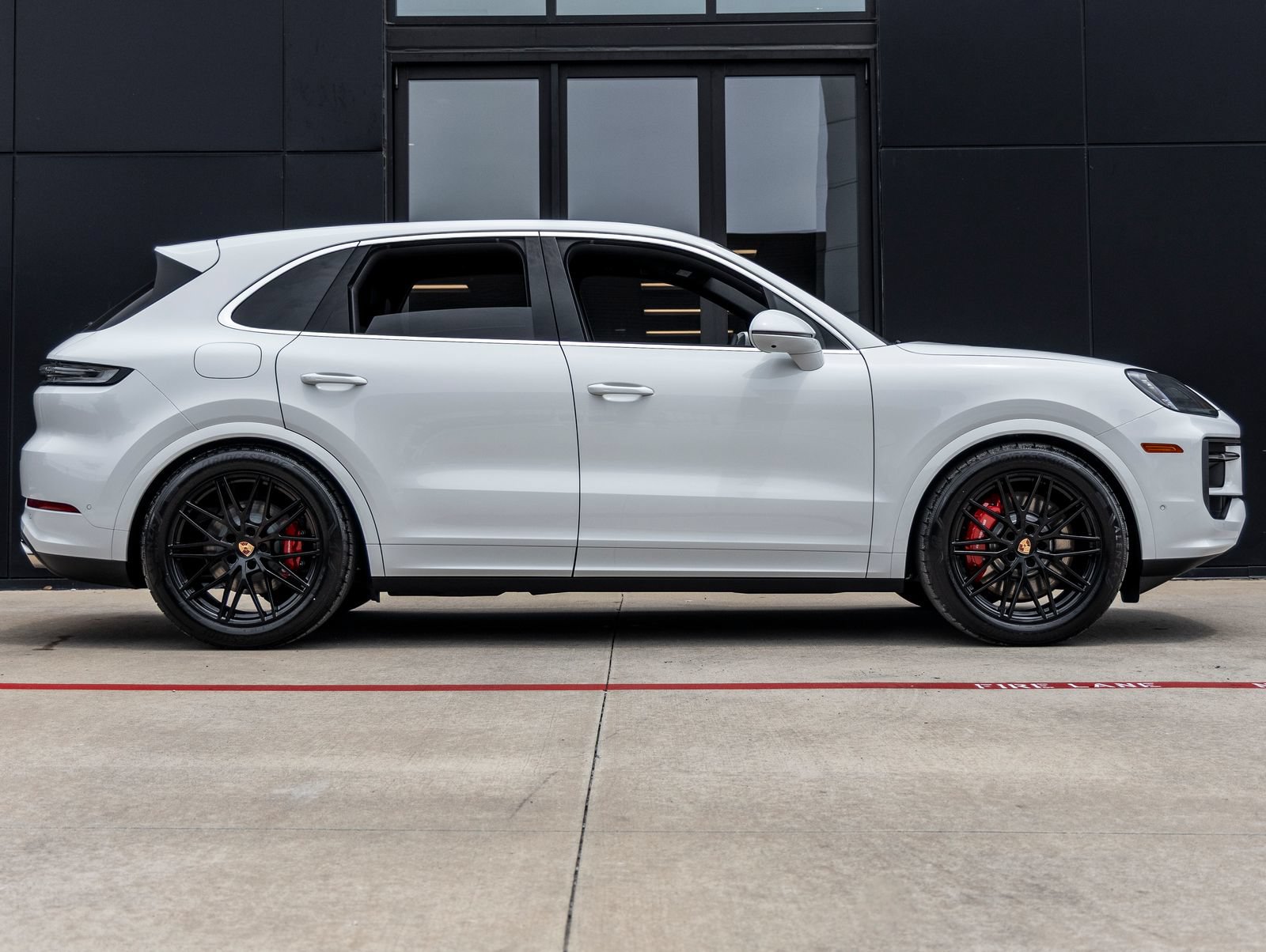 New 2026 Porsche Cayenne S AWD/4WD image 12