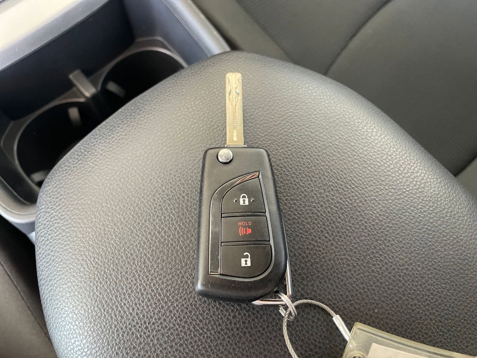 Used 2025 Toyota RAV4 LE image 22