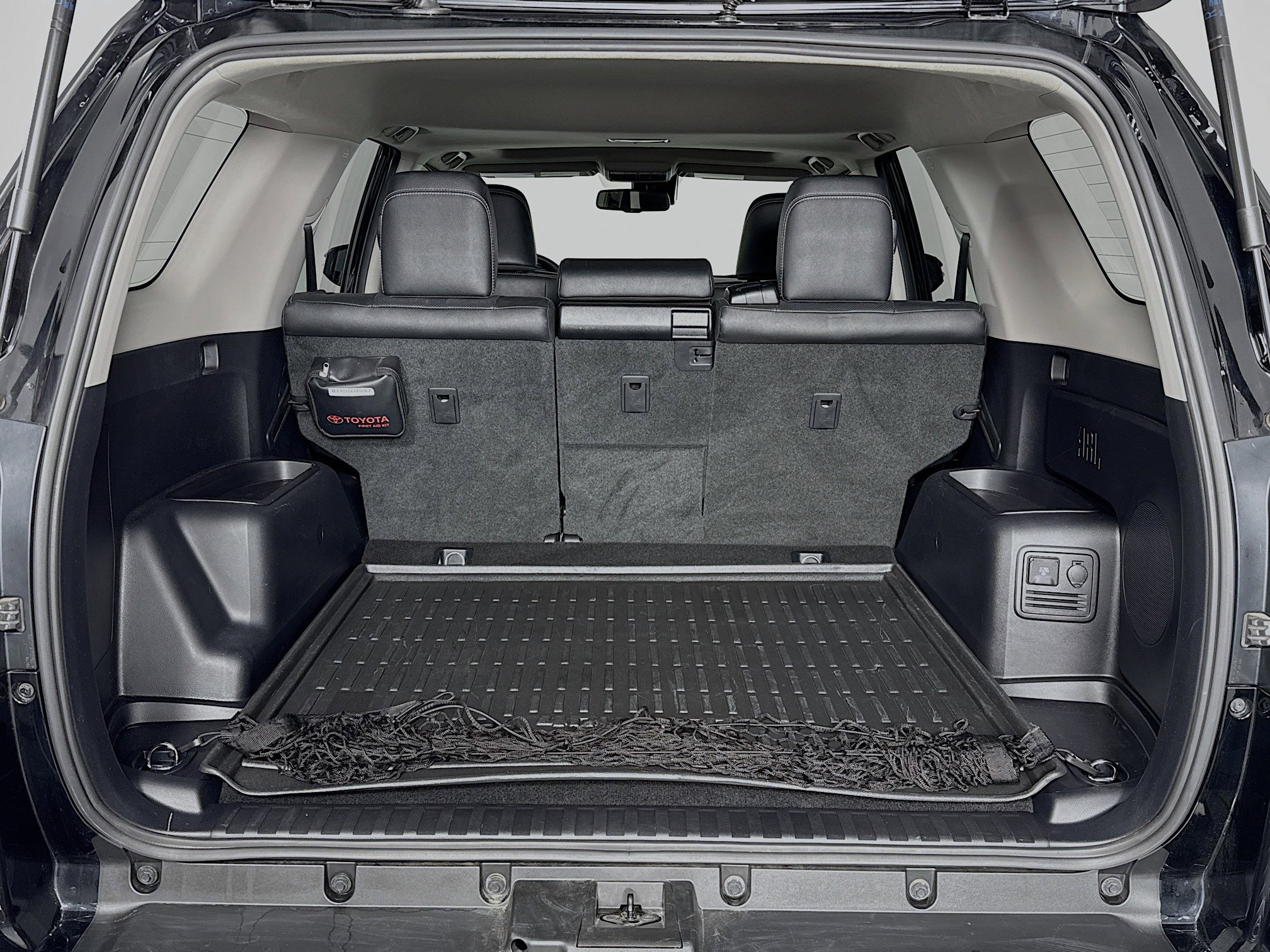Used 2023 Toyota 4Runner Limited AWD/4WD image 26