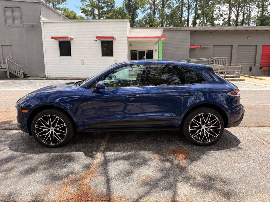 Used 2026 Porsche Macan Turbo AWD/4WD image 18