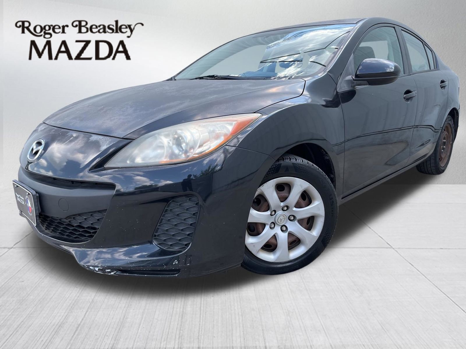Used 2013 MAZDA MAZDA3 i SV FWD image 1