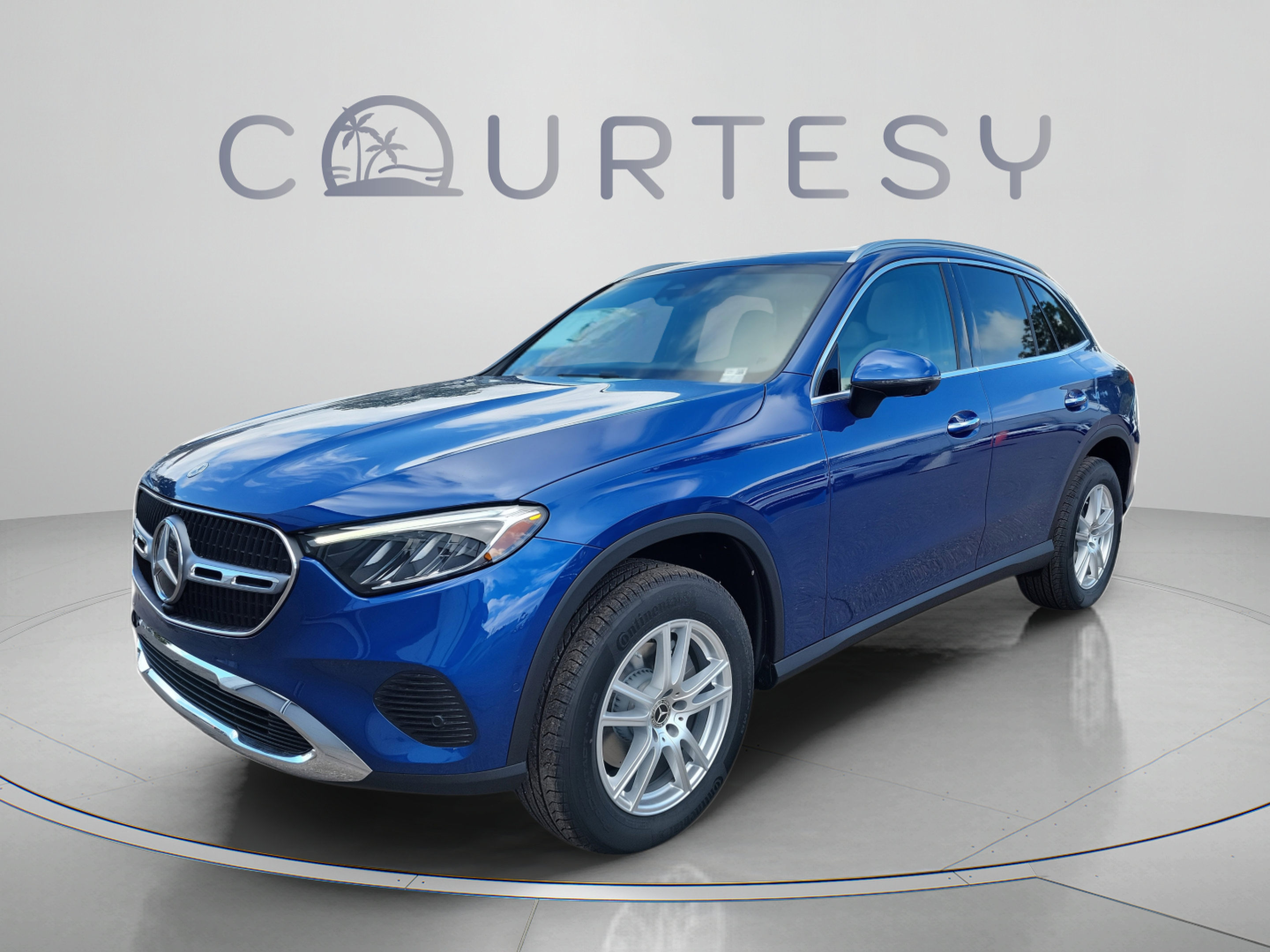 Certified 2026 Mercedes-Benz GLC 300 4MATIC image 1