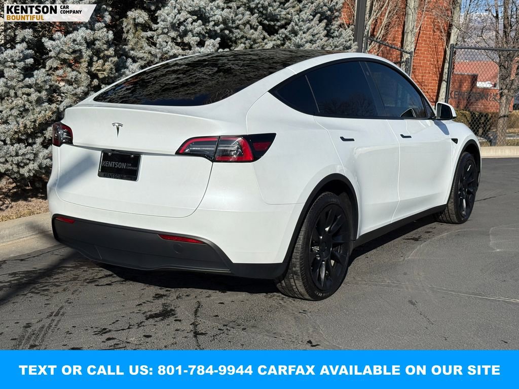 Used 2023 Tesla Model Y Long Range image 9
