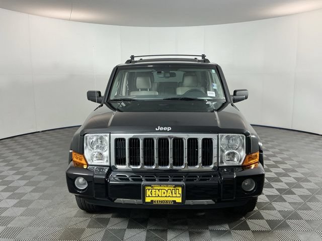Used 2007 Jeep Commander Limited AWD/4WD image 2