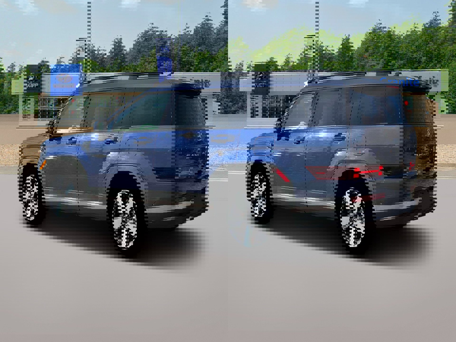 New 2026 Hyundai Santa Fe Limited w/ Tow & Go Package image 4