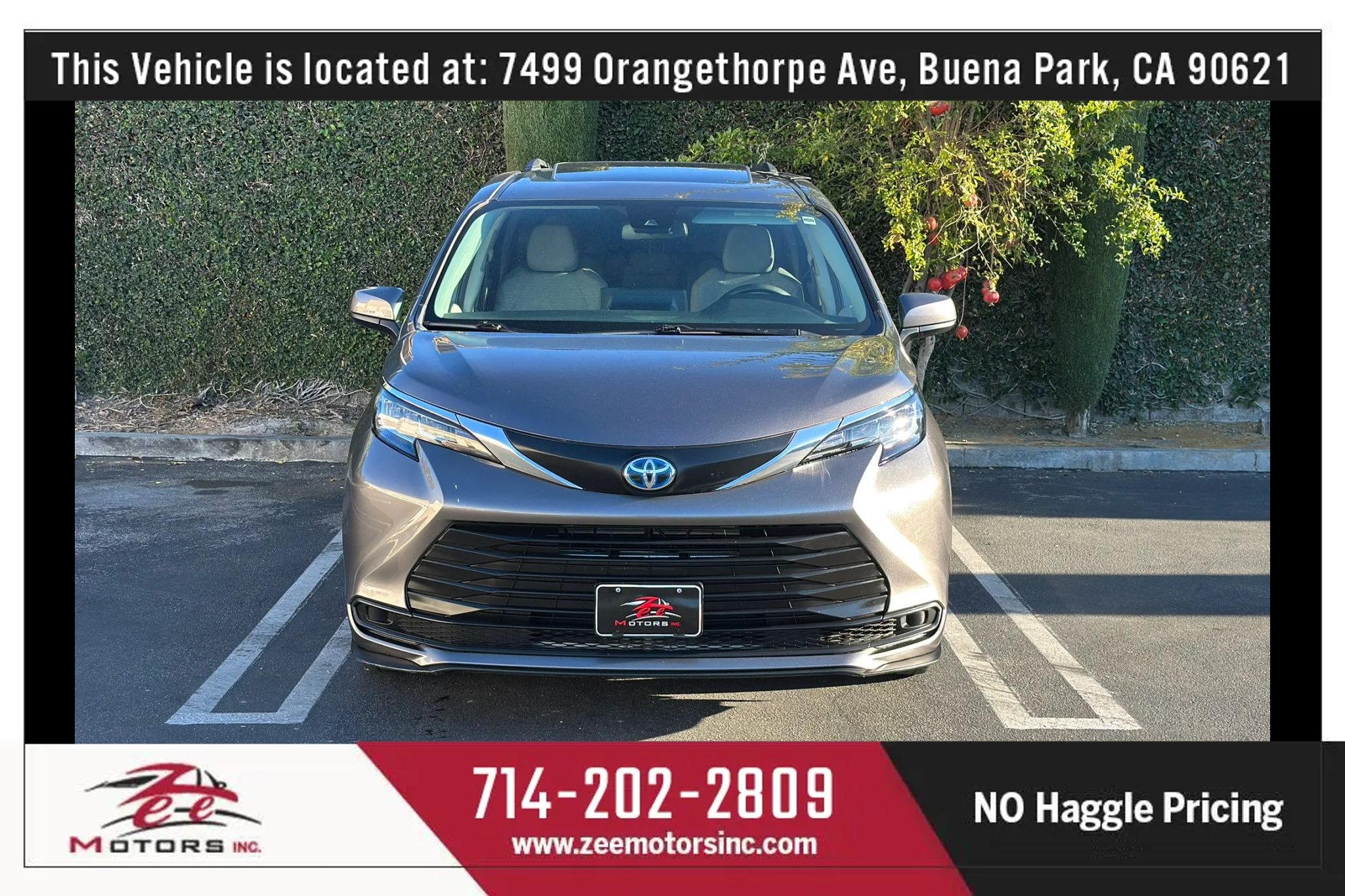 Used 2021 Toyota Sienna LE w/ LE Plus Package FWD image 3
