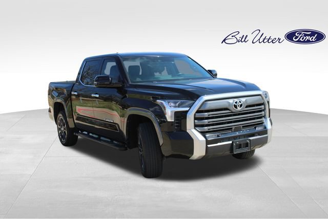 Used 2024 Toyota Tundra Limited w/ Power Package AWD/4WD image 3
