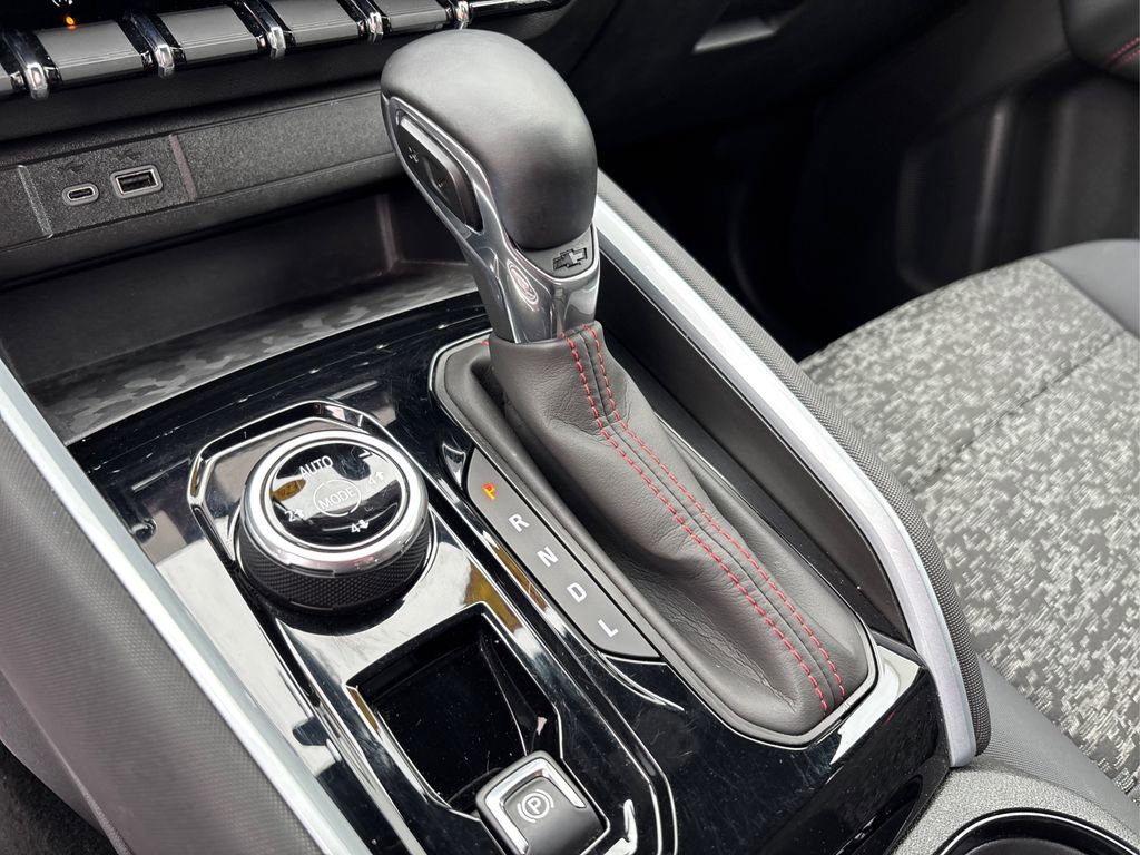 Used 2023 Chevrolet Colorado Z71 w/ Safety Package image 29