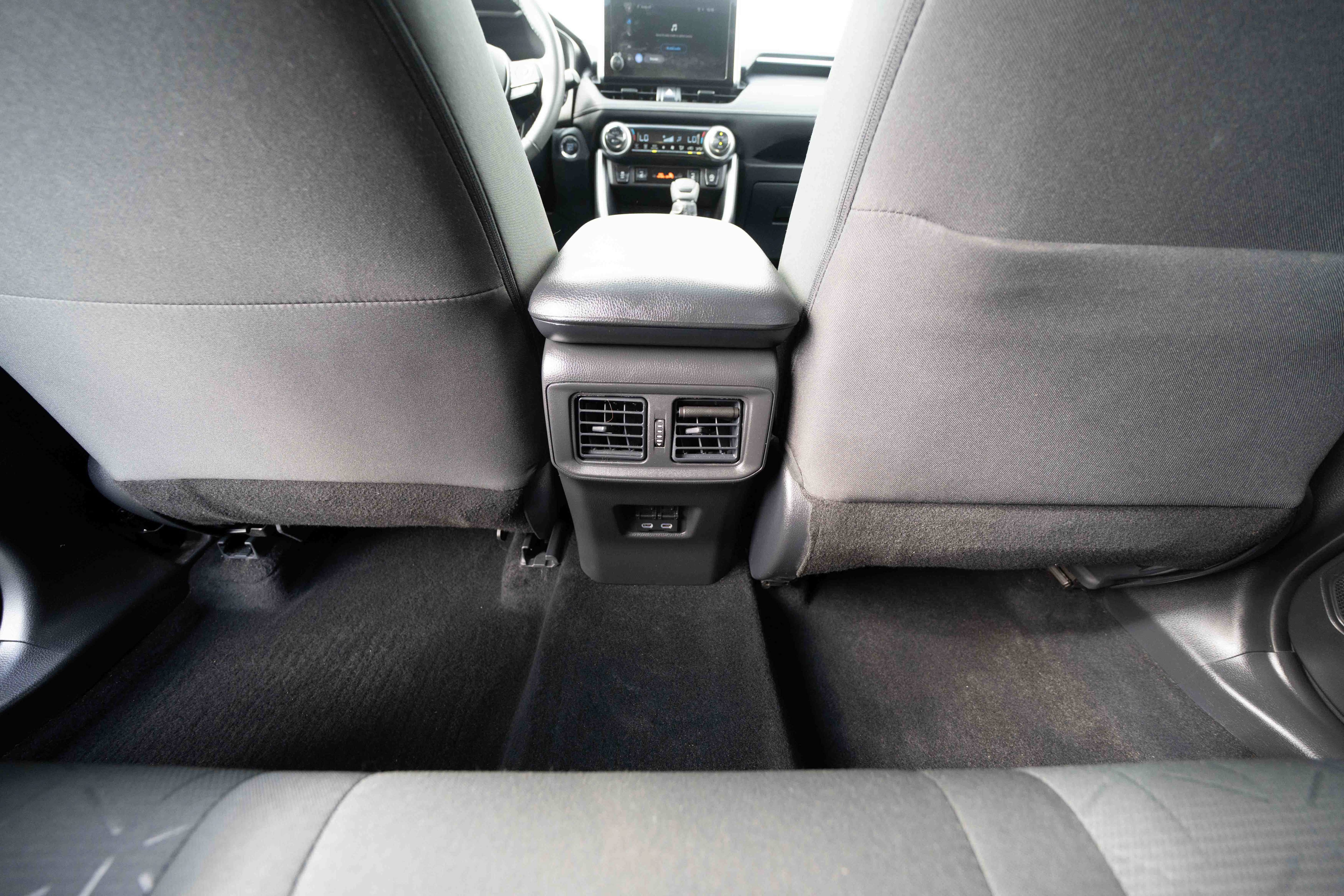 Used 2025 Toyota RAV4 XLE w/ Convenience Package AWD/4WD image 22