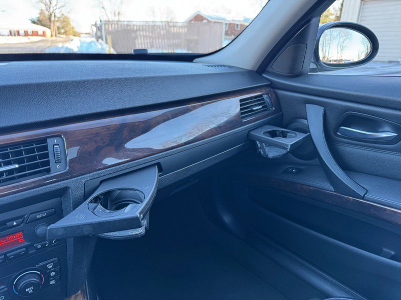 Used 2006 BMW 330i Sedan image 21