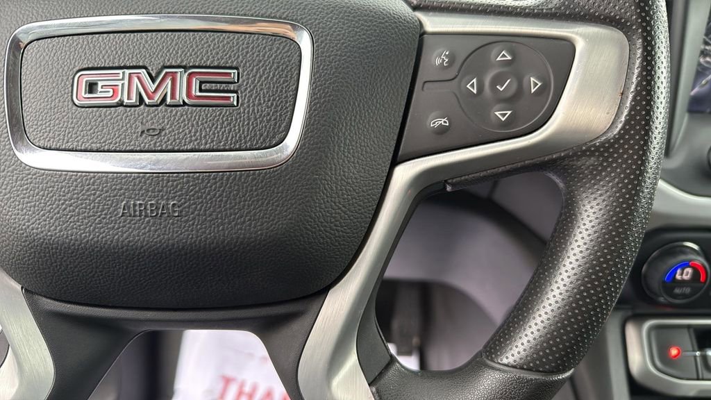 Used 2023 GMC Acadia SLE FWD image 16