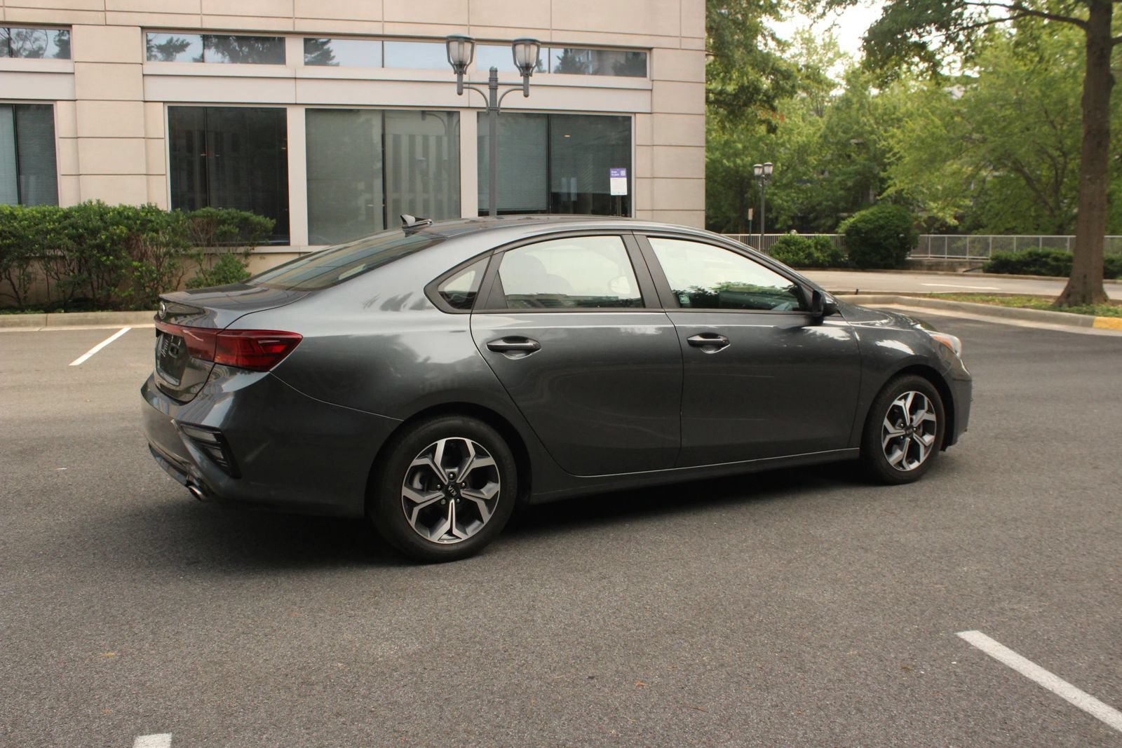 Used 2021 Kia Forte LXS FWD image 7