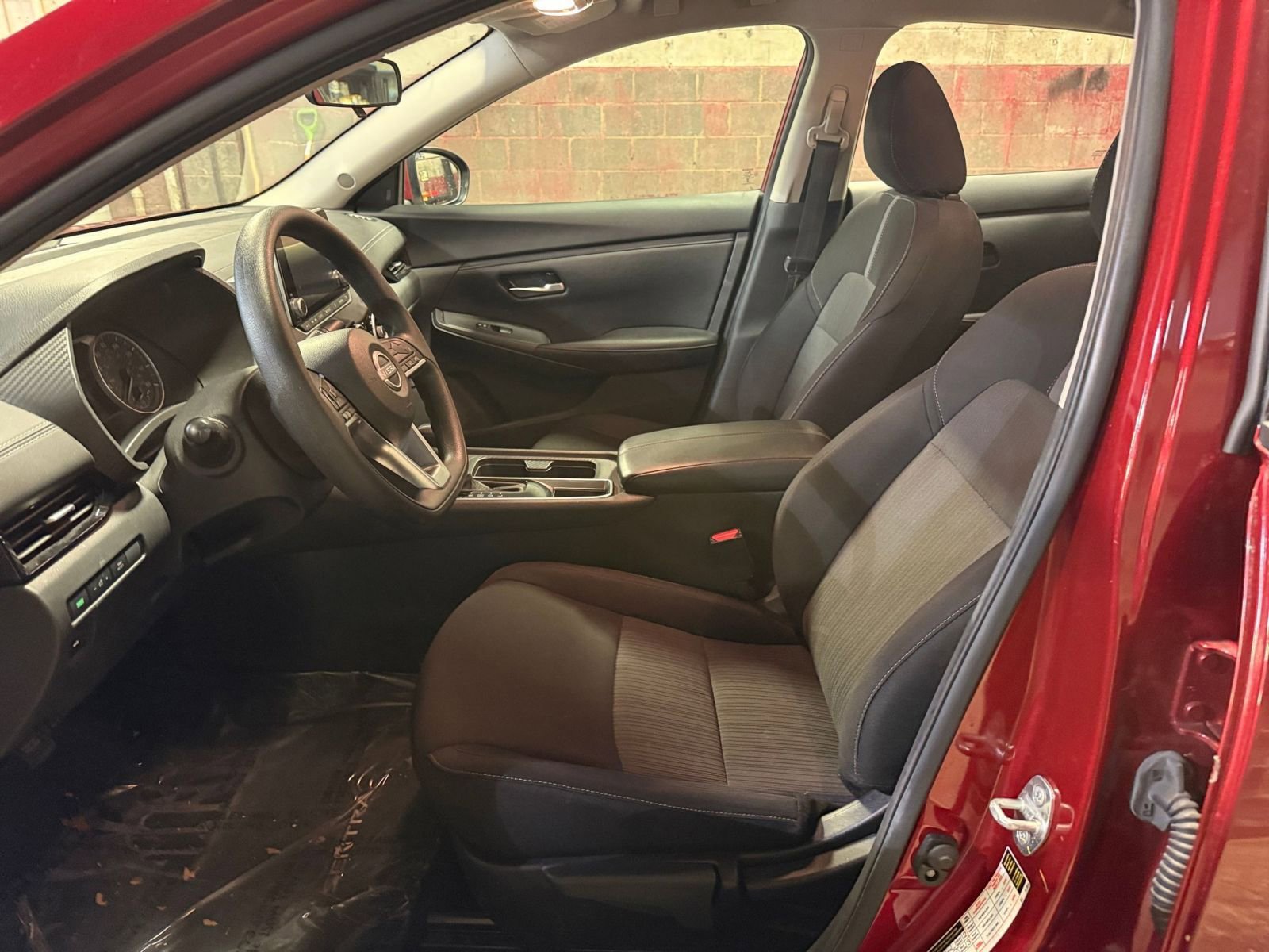 Used 2024 Nissan Sentra SV image 24