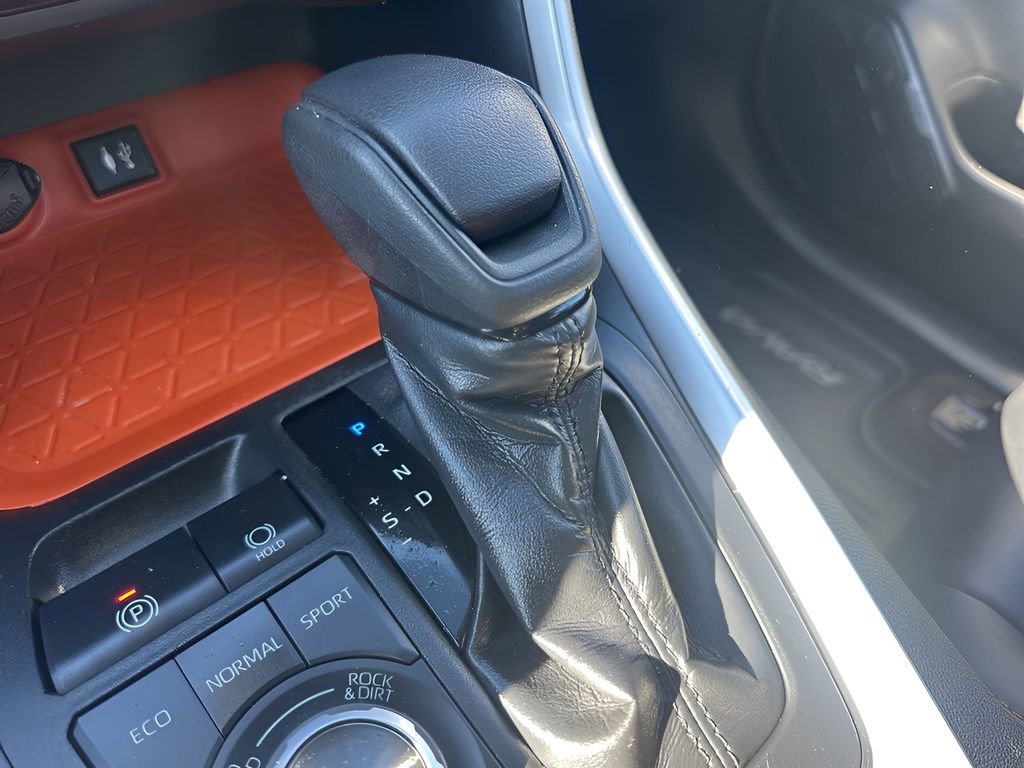 Used 2019 Toyota RAV4 Adventure image 17