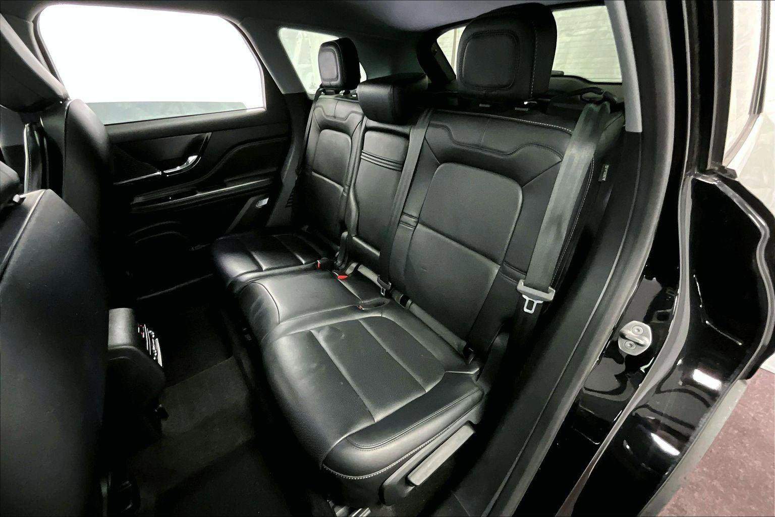 Used 2021 Lincoln Corsair AWD w/ Premium Package image 25