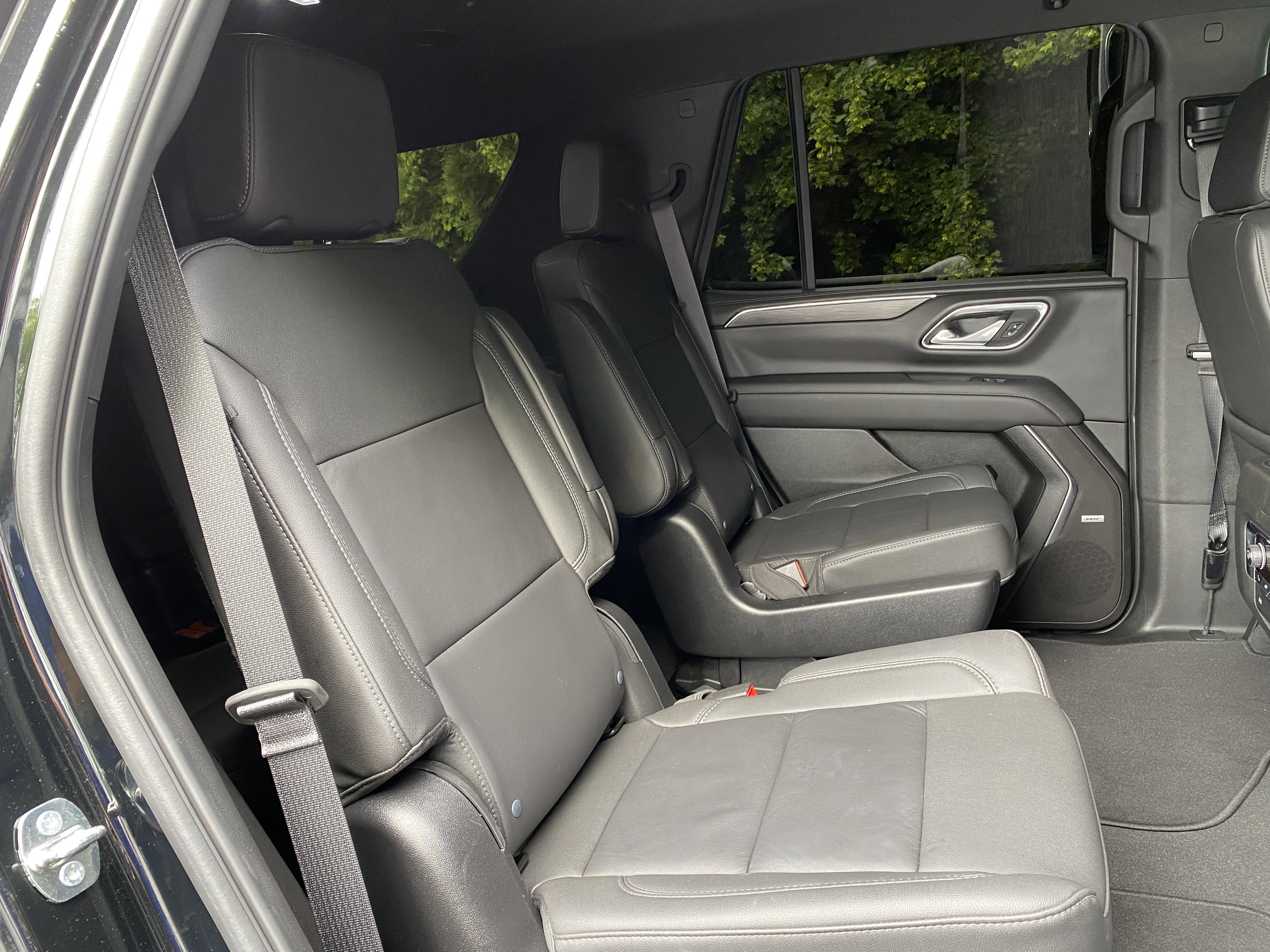Used 2024 Chevrolet Tahoe LT w/ Luxury Package AWD/4WD image 34