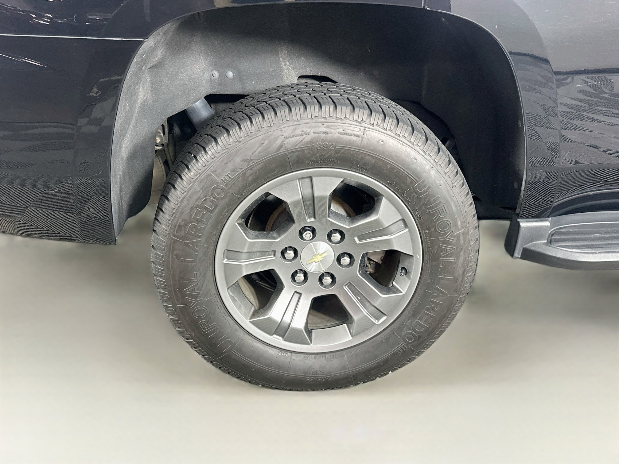 Used 2019 Chevrolet Tahoe LS AWD/4WD image 11