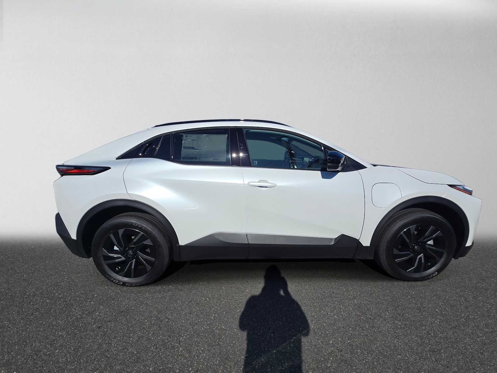 New 2026 Toyota C-HR AWD/4WD image 2