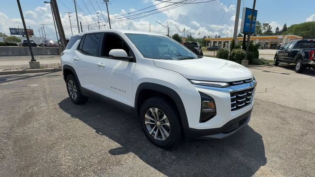 Certified 2026 Chevrolet Equinox LT FWD image 2
