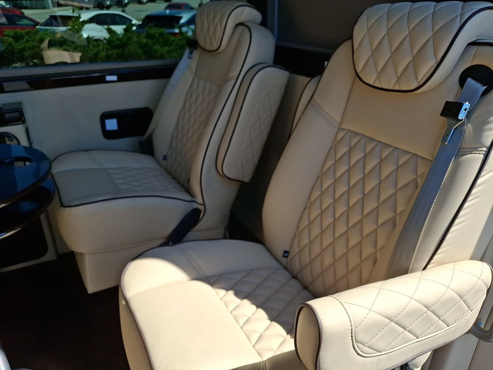Used 2023 Mercedes-Benz Sprinter 3500 image 11