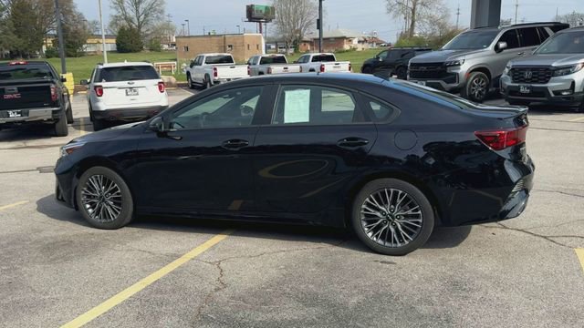 Used 2023 Kia Forte GT-Line image 6