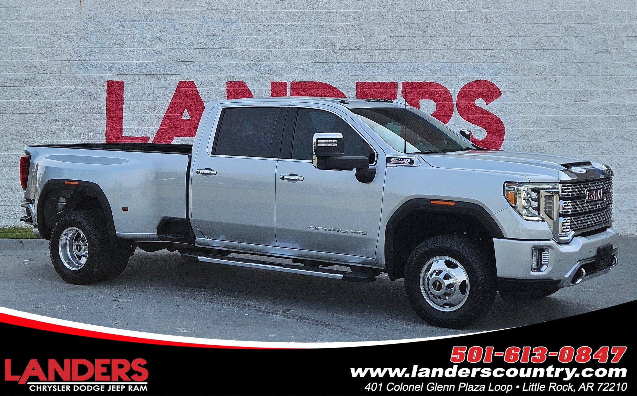 Used 2023 GMC Sierra 3500 Denali image 1
