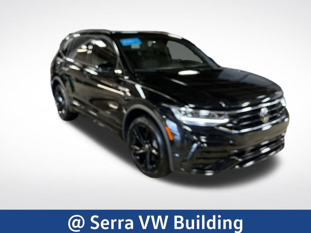 Used 2024 Volkswagen Tiguan SE R-Line AWD/4WD image 7