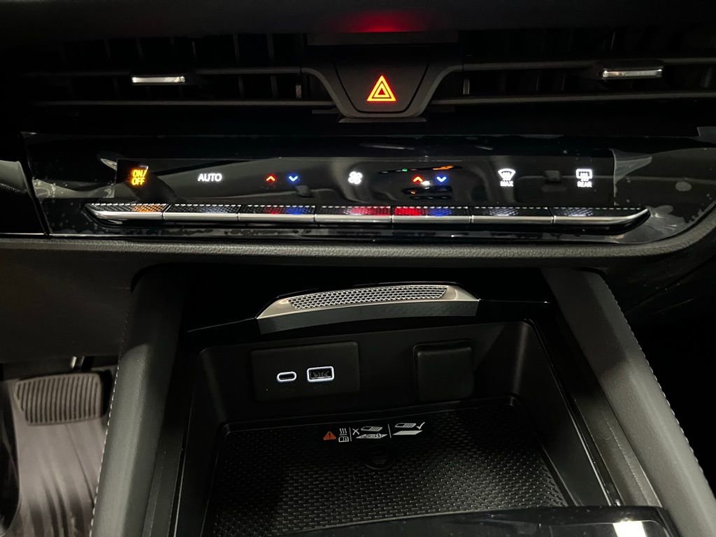 New 2026 Buick Envision Avenir AWD/4WD image 25
