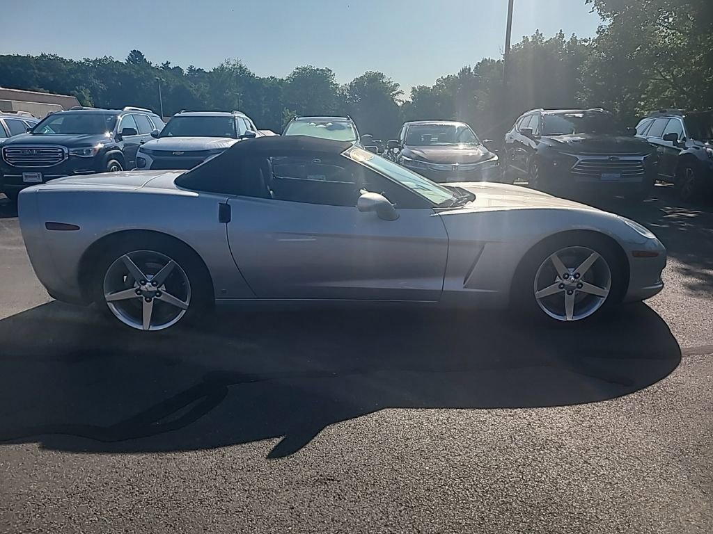 Used 2006 Chevrolet Corvette Convertible w/ Preferred Equipment Group image 6