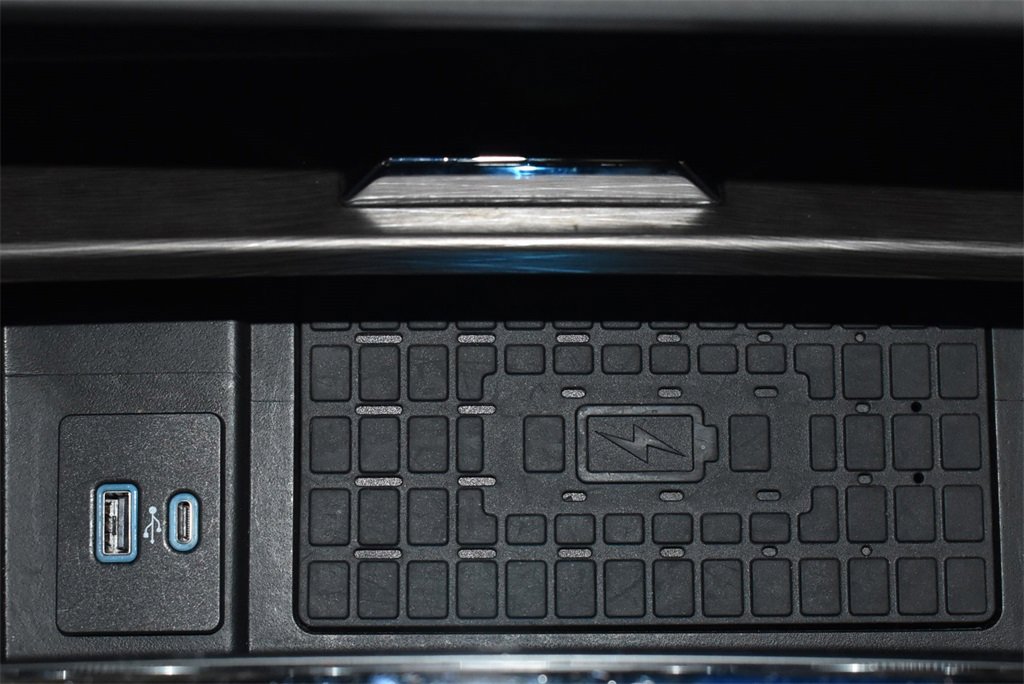 Used 2024 Ford Expedition Limited image 19