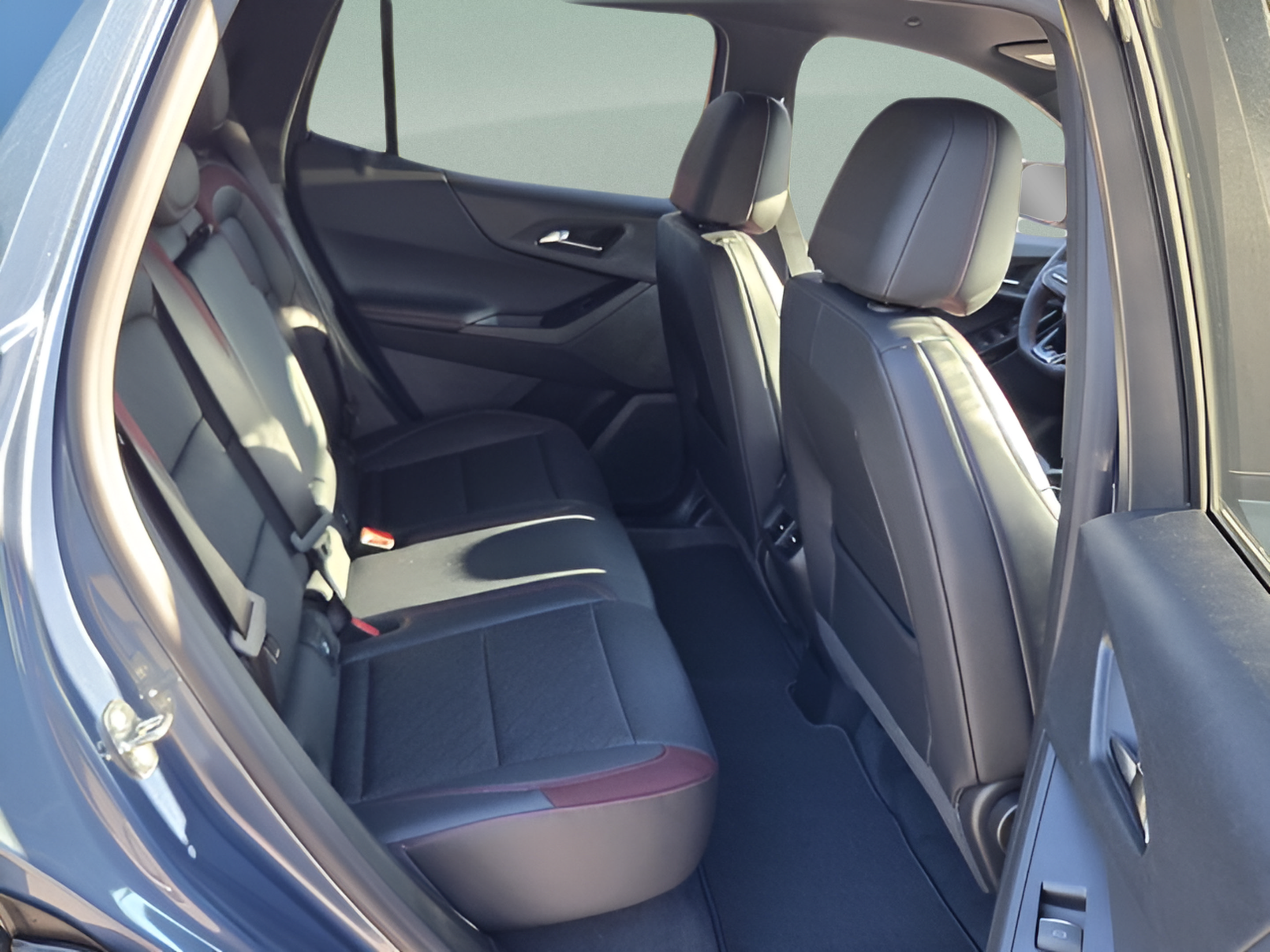 New 2027 Chevrolet Equinox RS FWD image 14